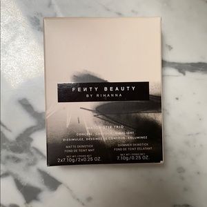 BNIB Fenty Beauty Match Stix Trio in Light